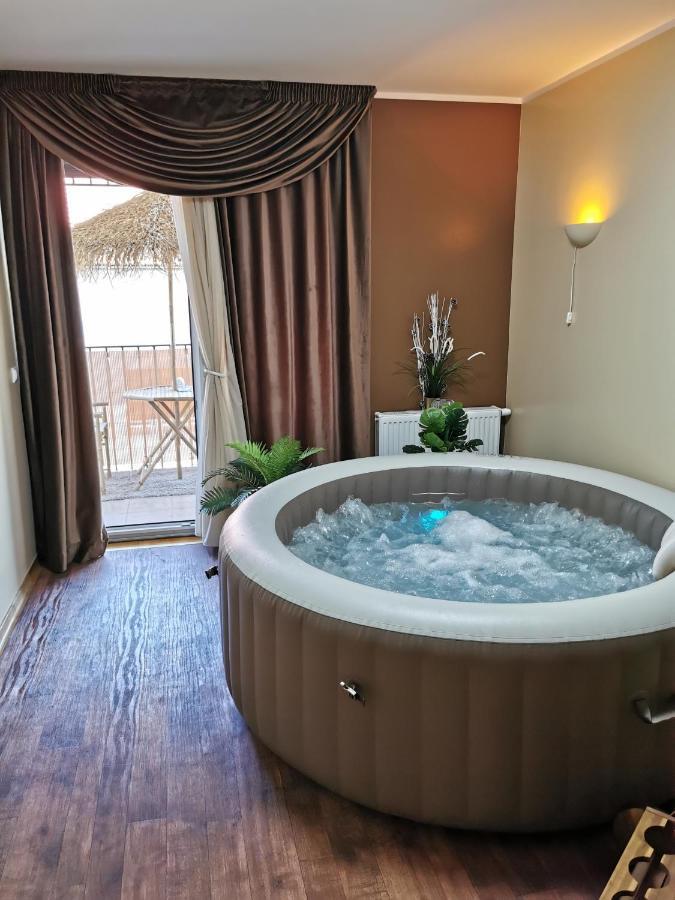 Jacuzzi Studio Apartman Mare'S Záhřeb Exteriér fotografie
